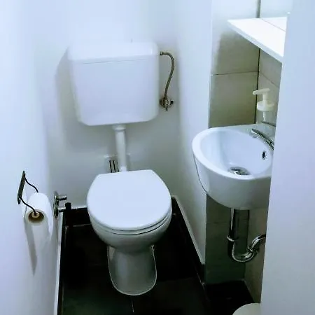 Center Park And Daire Pula