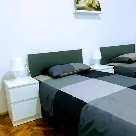 Center Park And Daire