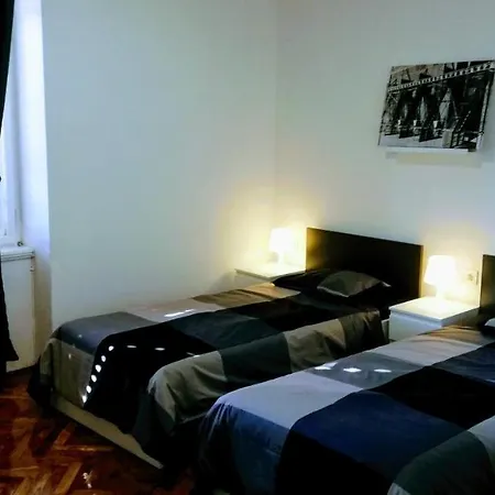 Center Park And * Pula