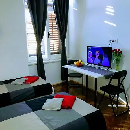 Center Park And بولا