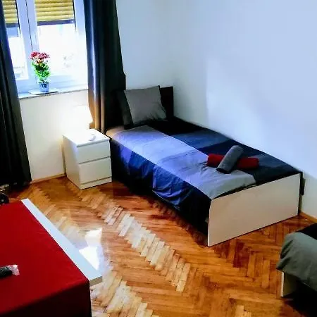 Appartement Center Park And Pula